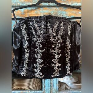 Pink Mode Black Corset with Silver Embroidery